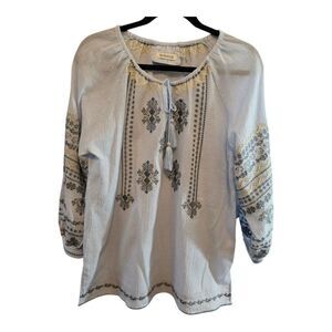 PAPARAZZI EMBROIDERED TOP NWOT LARGE LIGHT BLUE LONG SLEEVES FRONT TIES COTTON